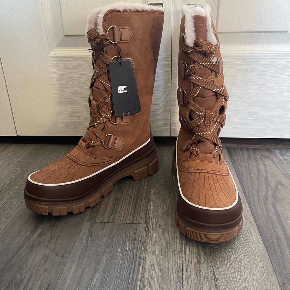 Sorel Women's Tan Winter Boots with Fur Lining